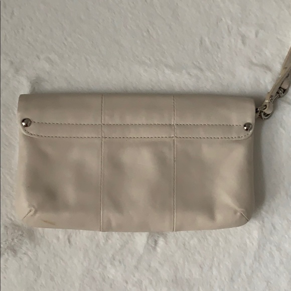 Coach Clutch - Picture 2 of 8